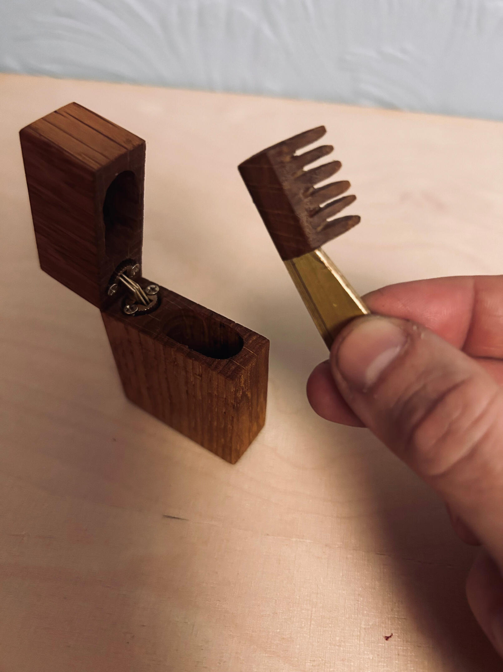 Zippo moustache comb